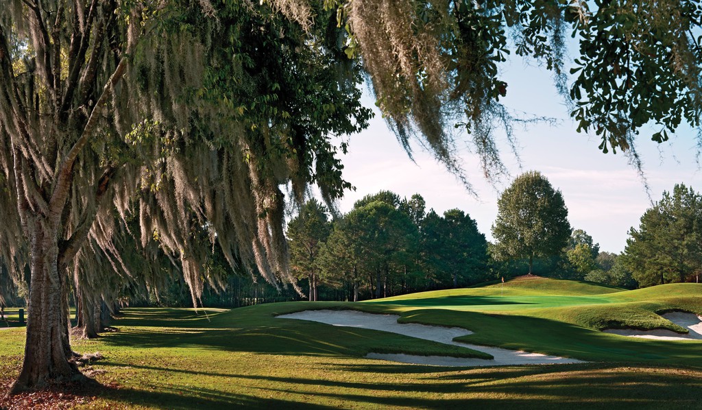 15 Lapangan Golf Terbaik untuk Dimainkan di Beberapa Negara Bagian AS